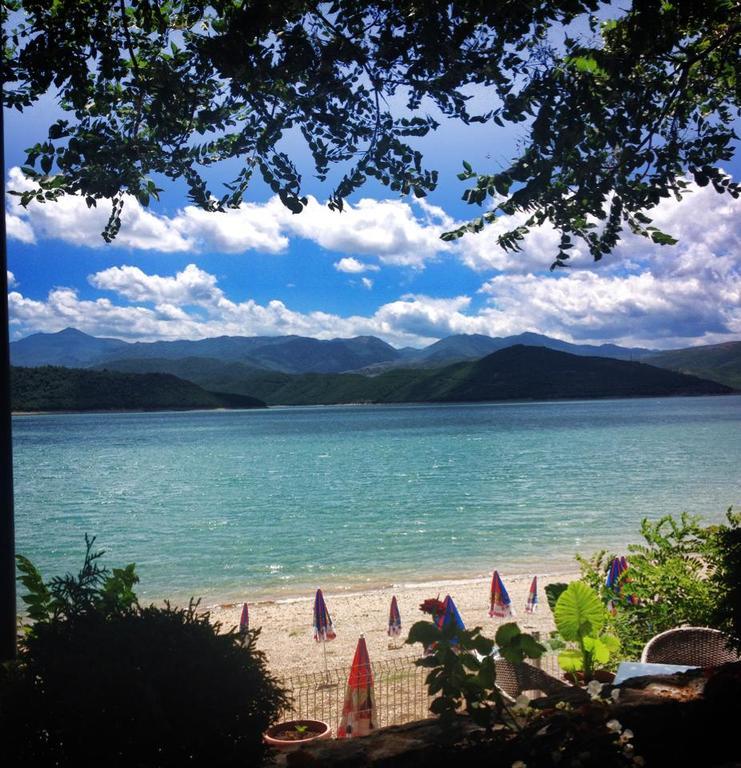 Melnicani, Breathtaking View Guest House เดบาร์ ภายนอก รูปภาพ